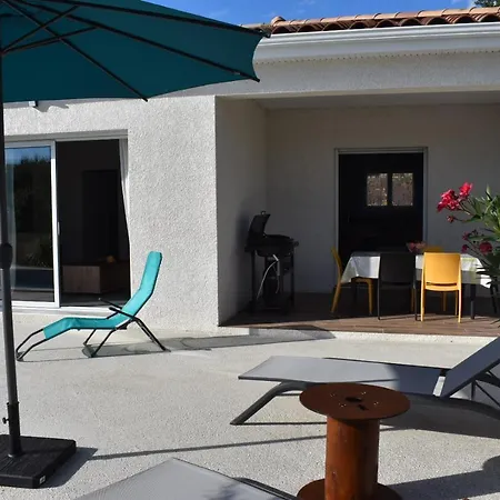Des Clapas Flora, Avec Piscine Privée Hébergement de vacances Balazuc